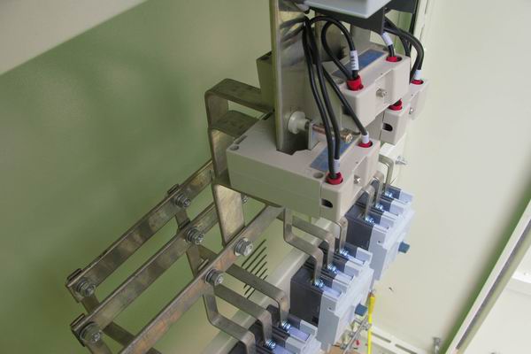 临颍控制箱-3683讲讲控制箱的使用特点